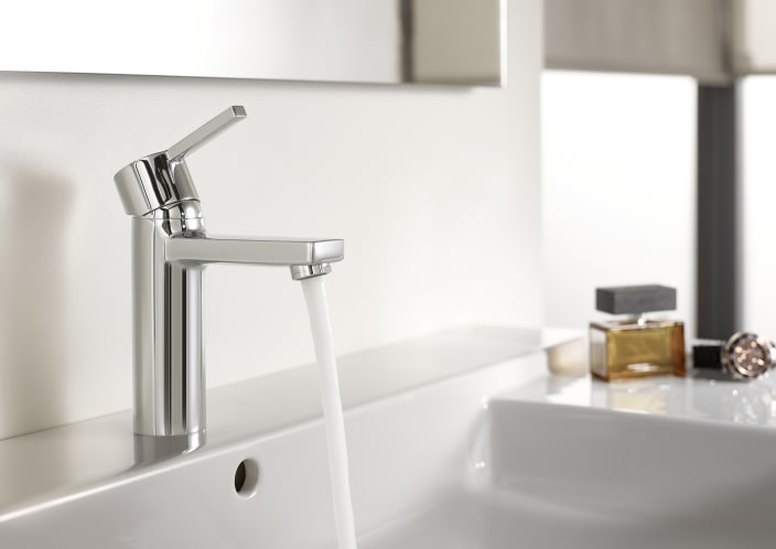 Naia Faucet collections Roca