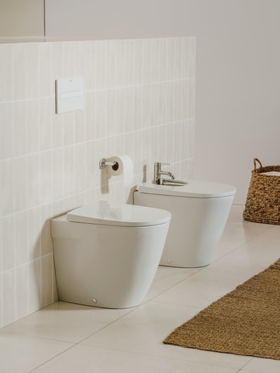 Ona Smart toilets collections Roca